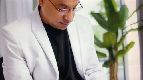 Portrait of Dr. Tayyab Rashid